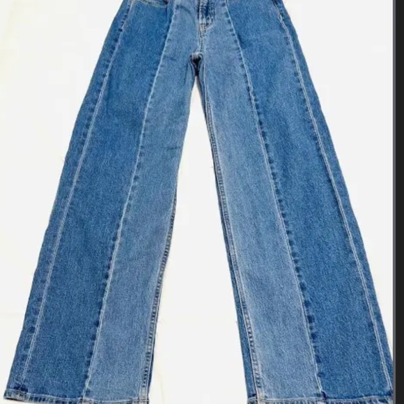Old Navy Sky high Wide Leg Two Tone Jean - Picture 1 of 4